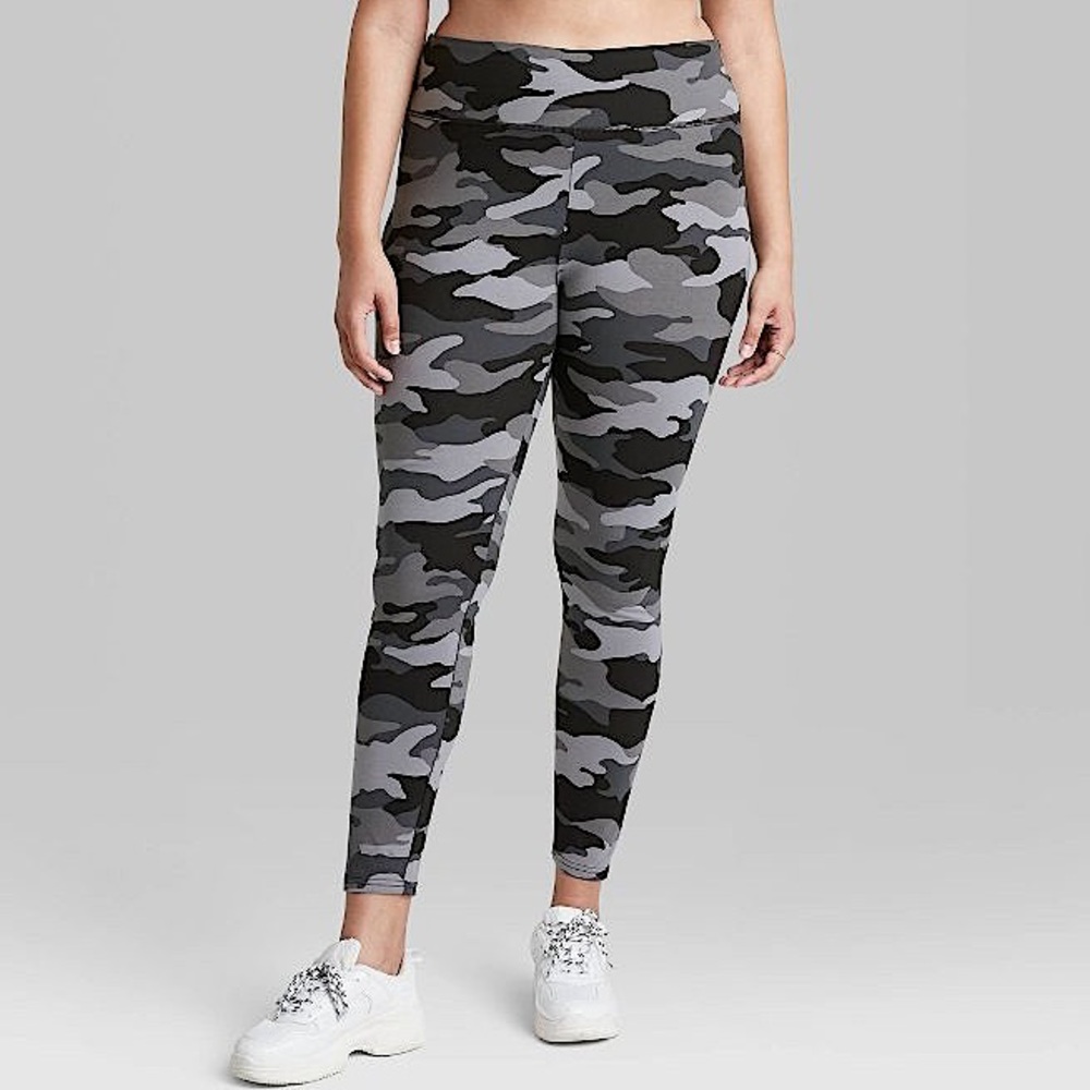 High-Waisted Classic Camo Leggings - Wild Fable